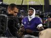 Os fãs dos Ravens ficam horrorizados com uma foto de Lamar Jackson abraçando o rival dos Steelers, Patrick Quinn