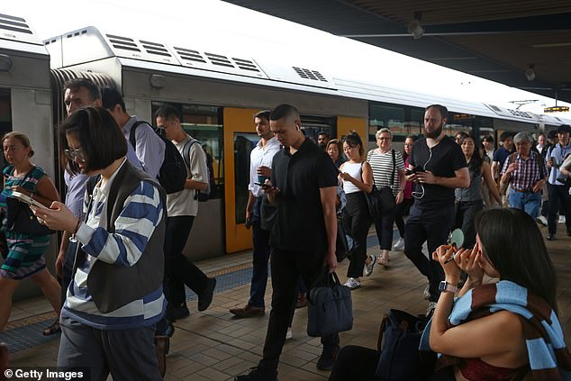 Grande atualização para os passageiros de Sydney, à medida que os sindicatos ferroviários abandonam os planos de ação industrial que afetam milhões